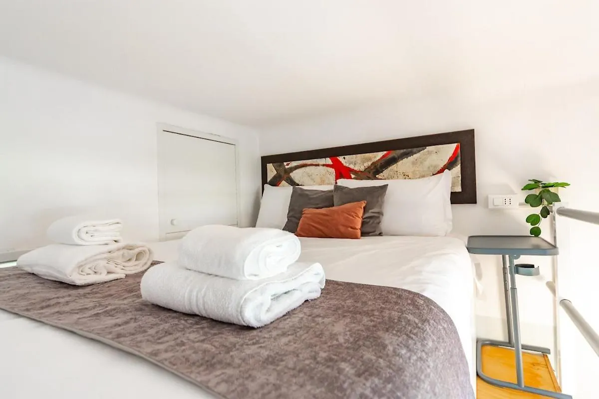 Apartment Central Station 10 Minutes Mini Loft 4 Pax Check In H24 Milan